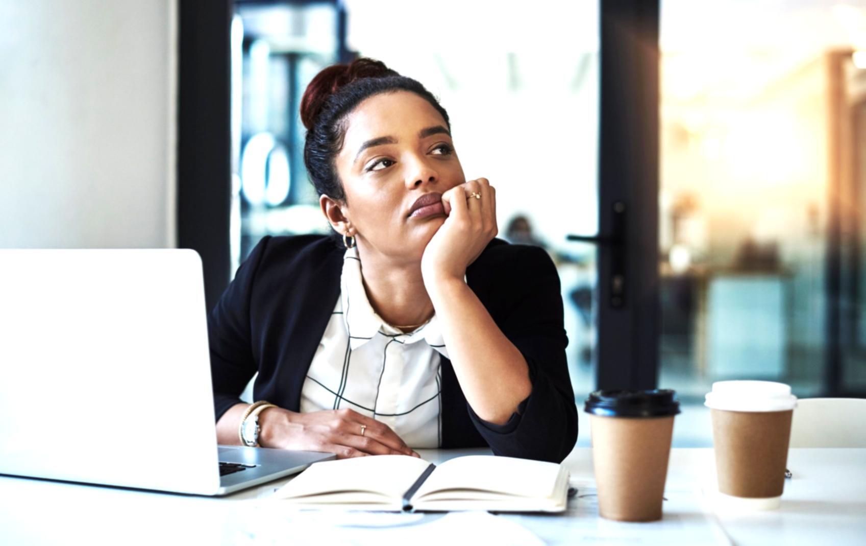 Learner following a Gadihoe budget planning lecture online